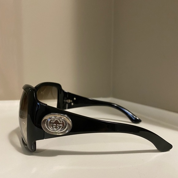Gucci sunglasses - Picture 3 of 5